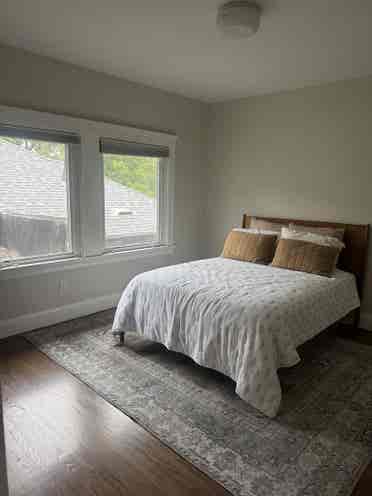 Roommate wanted