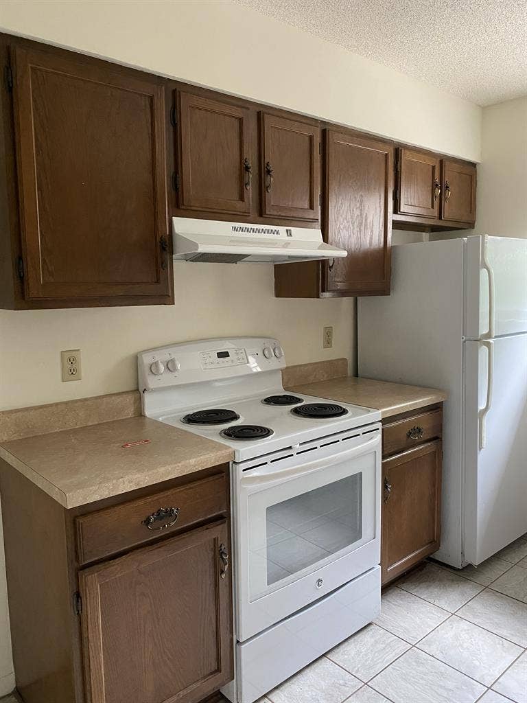 2 Bedroom / 1 Bath