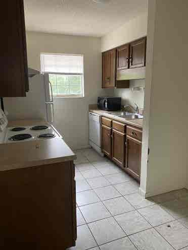 2 Bedroom / 1 Bath