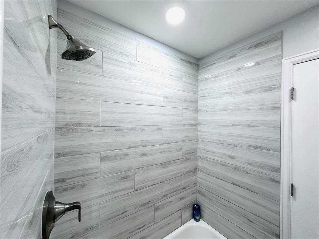 Modern BA – Move In Ready