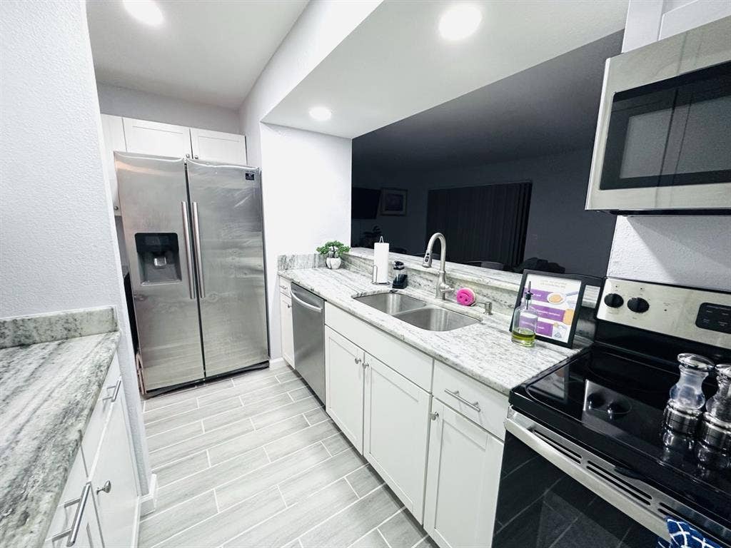 Modern BA – Move In Ready