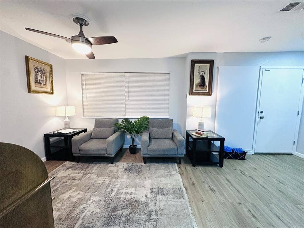 Modern BA – Move In Ready