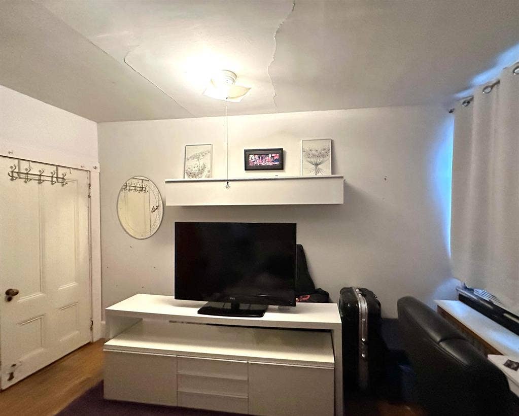 Furnished Room Homestay Brookline