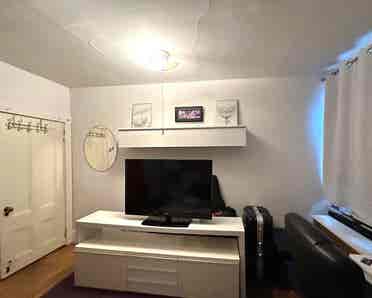 Furnished Room Homestay Brookline