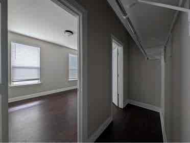 A large room , ready to move in now