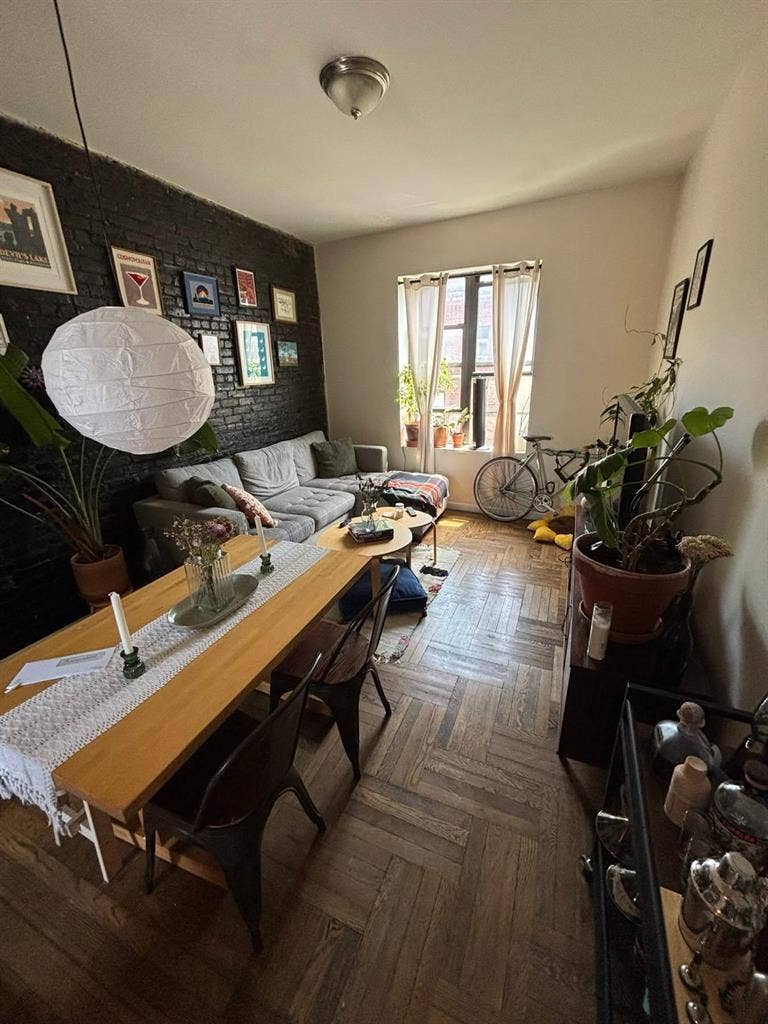 Private Studio For Rentt