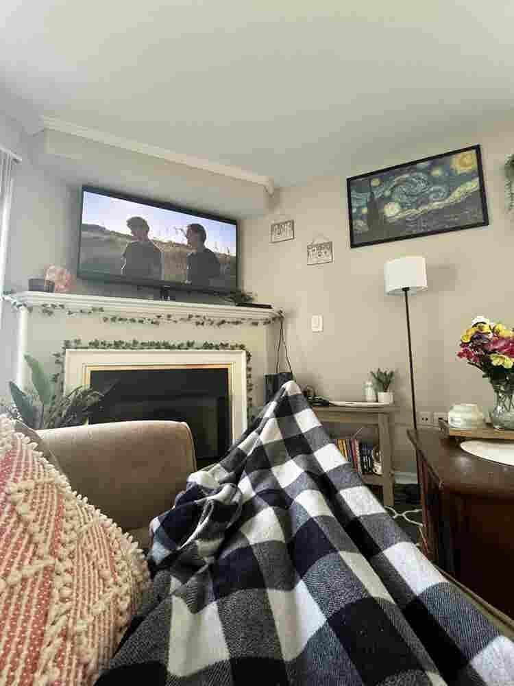 Two bed,  bath Townhome