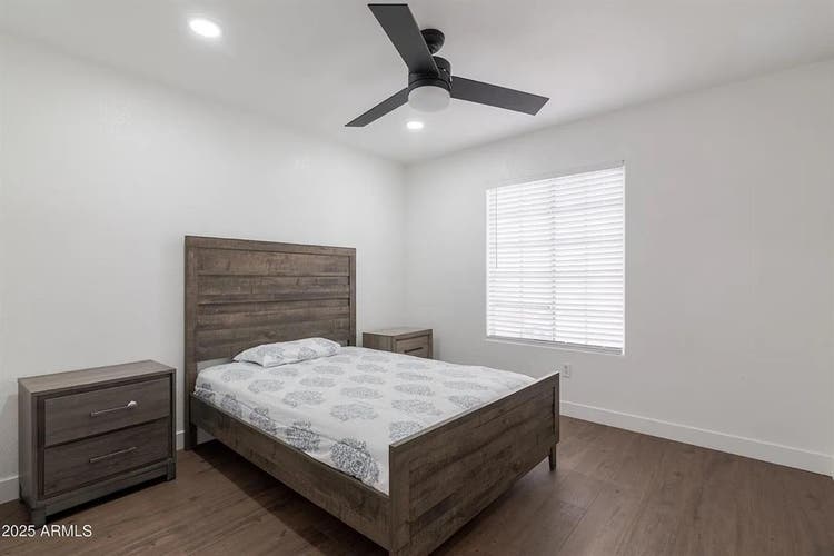 Private rooms for rent in chandler
