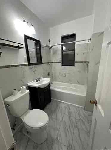 bath available for rent