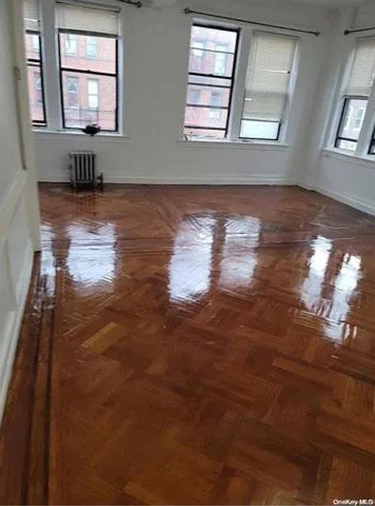 bath available for rent