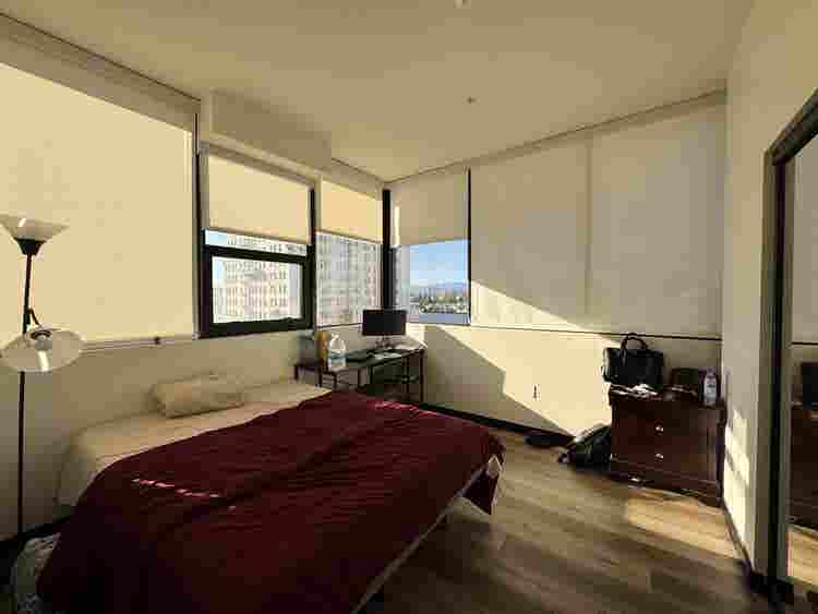 B apartment available
