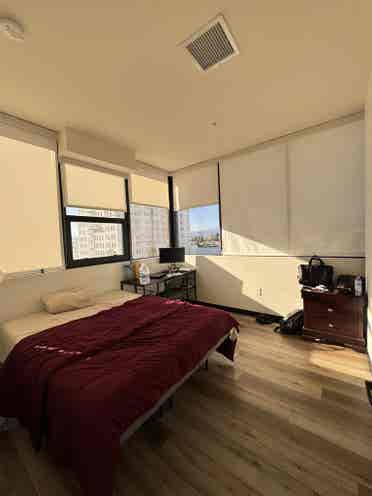B apartment available
