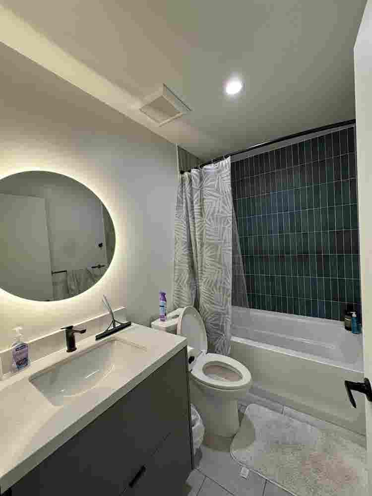 B apartment available