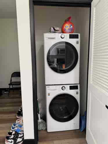 B apartment available