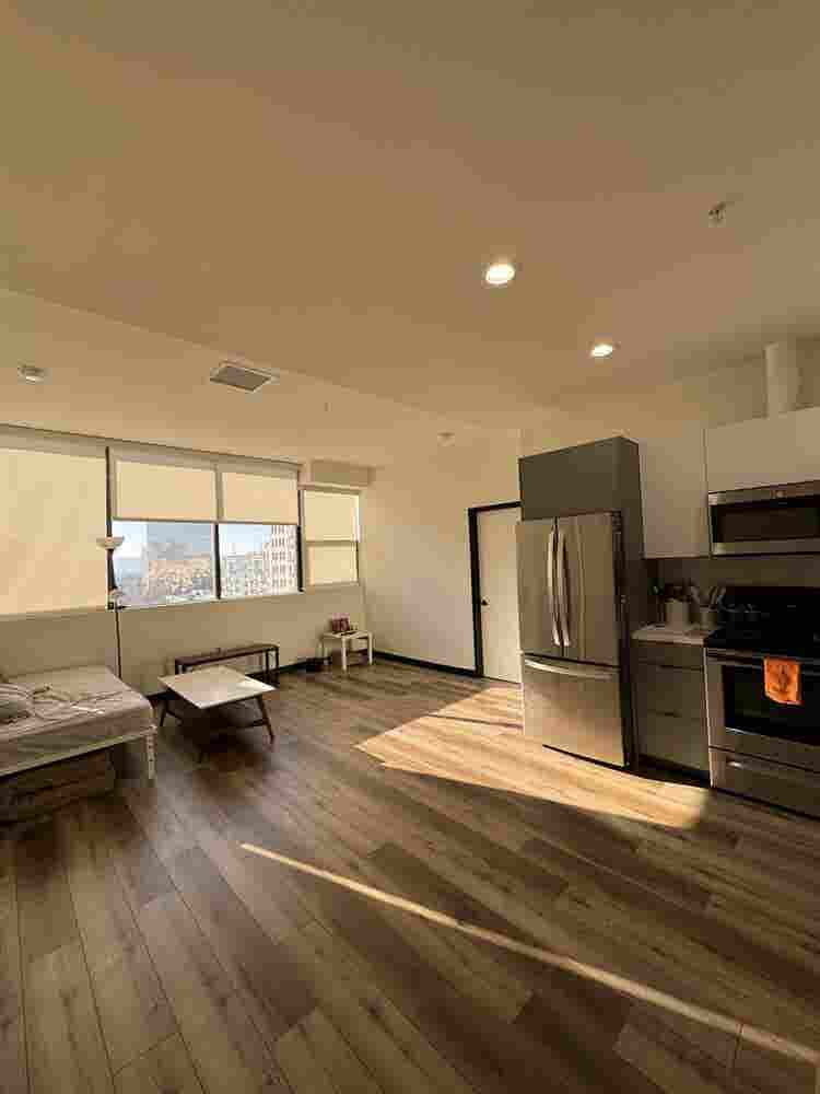 B apartment available