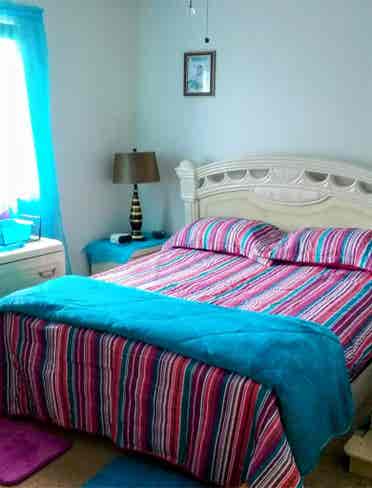 Spacious furnish bedroom