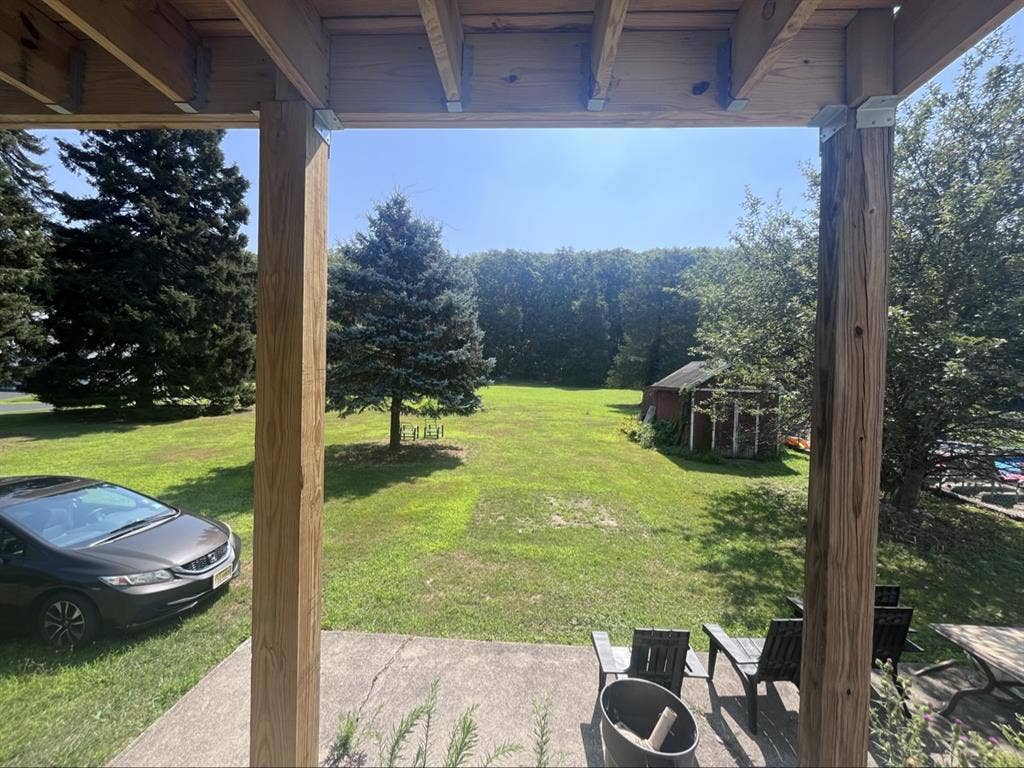 Looking for a roommate!