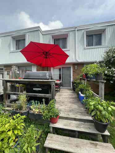 2 bedrooms townhouse