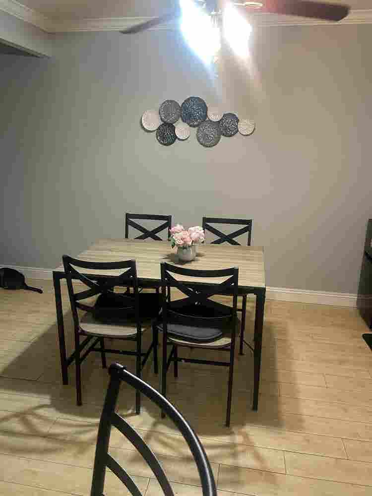 Master bedroom for rent