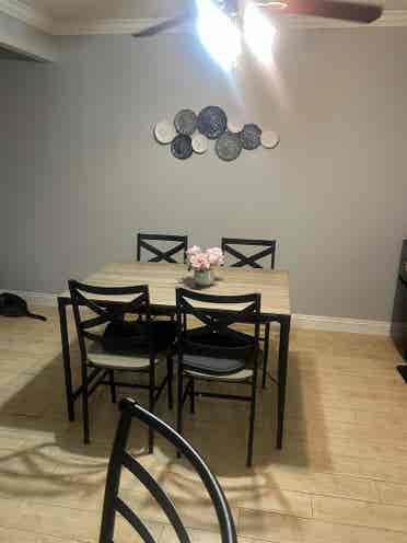 Master bedroom for rent