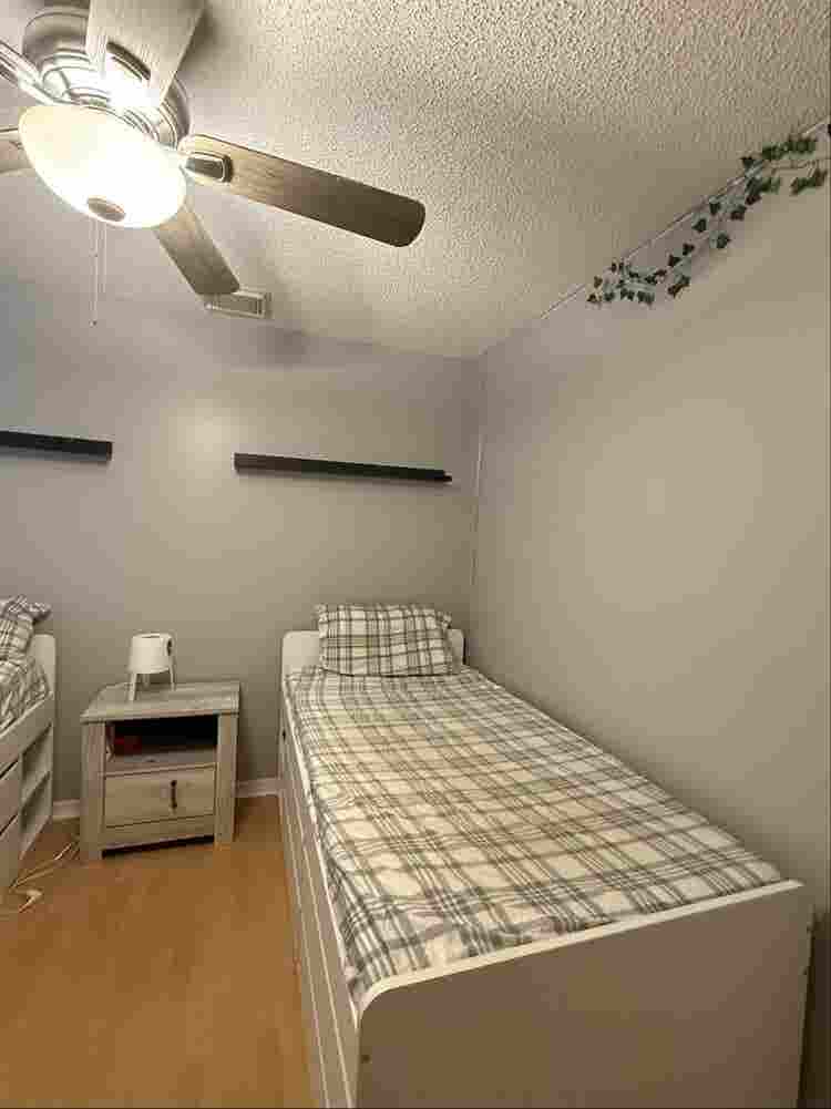 Private room for rent