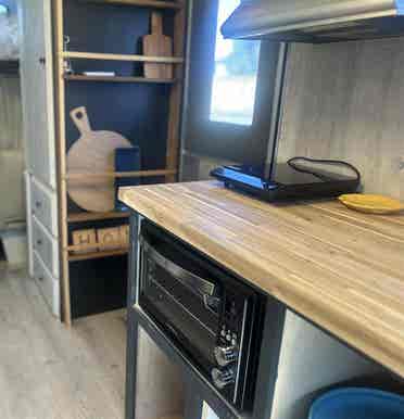 Studio 1 Bath