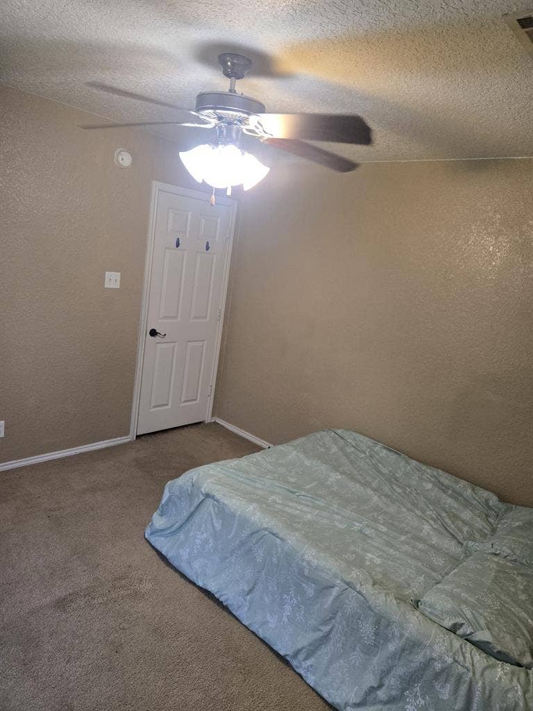 Room in Killeen for Rent.