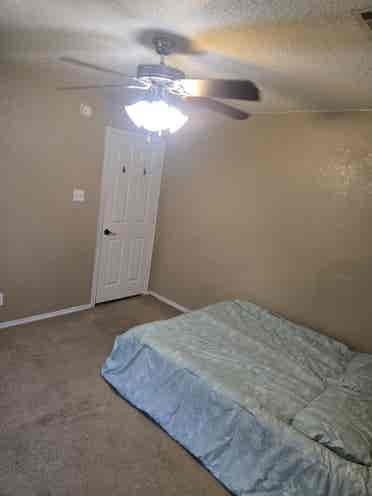 Room in Killeen for Rent.