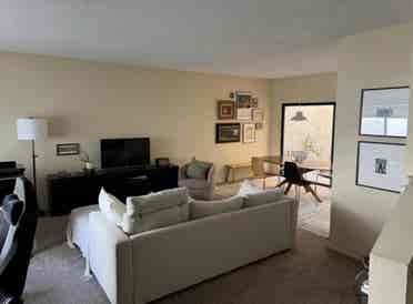 Spacious Private room & bath