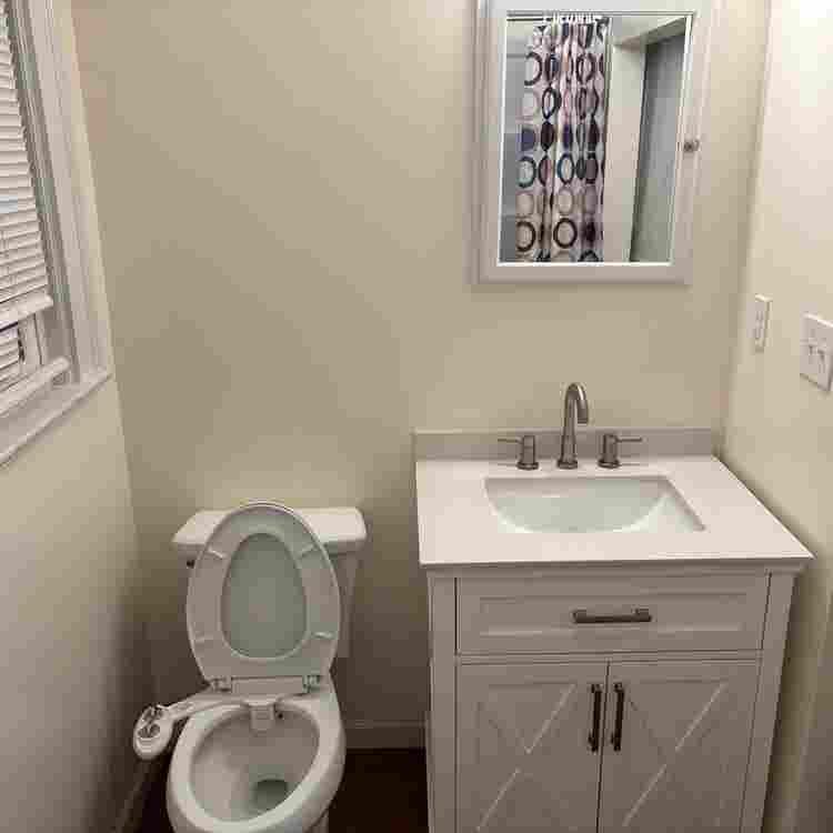 1 bedroom  with private bath