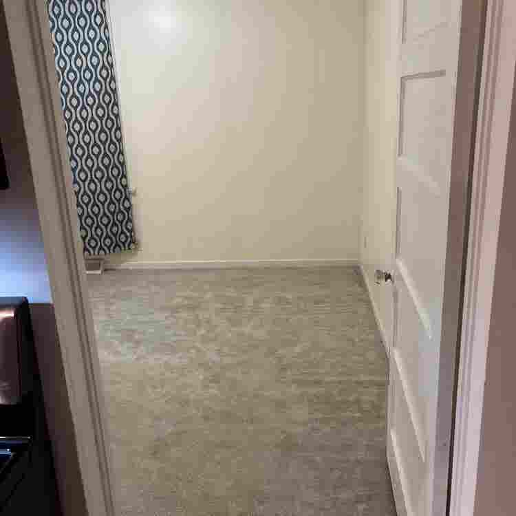1 bedroom  with private bath