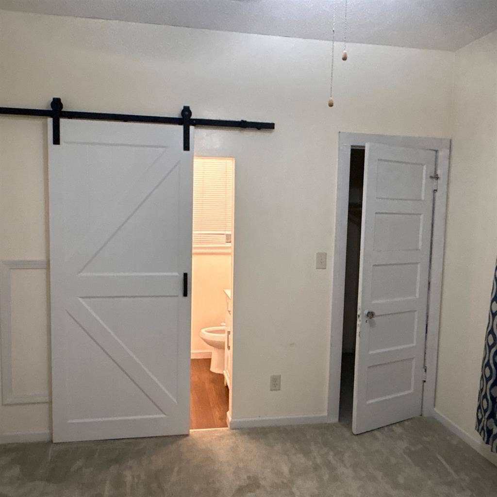 1 bedroom  with private bath