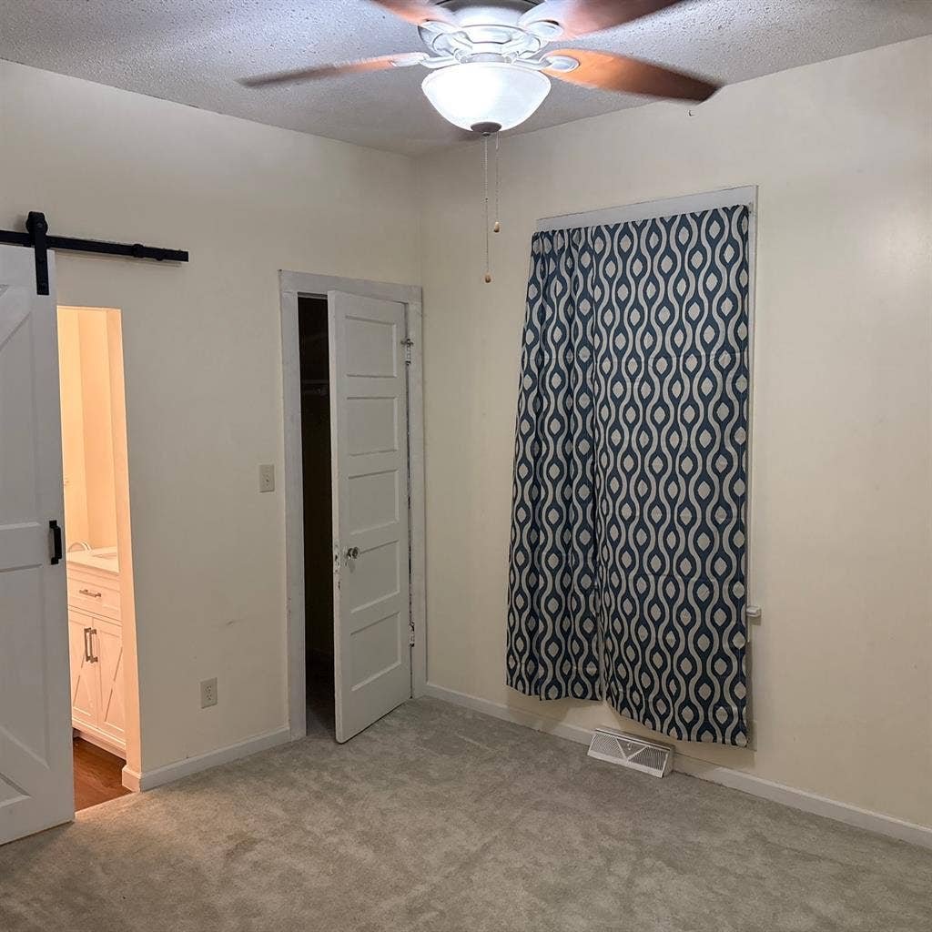 1 bedroom  with private bath