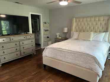 Whole house- huge master suite!