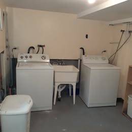 Room for rent September 1