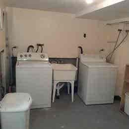 Room for rent September 1