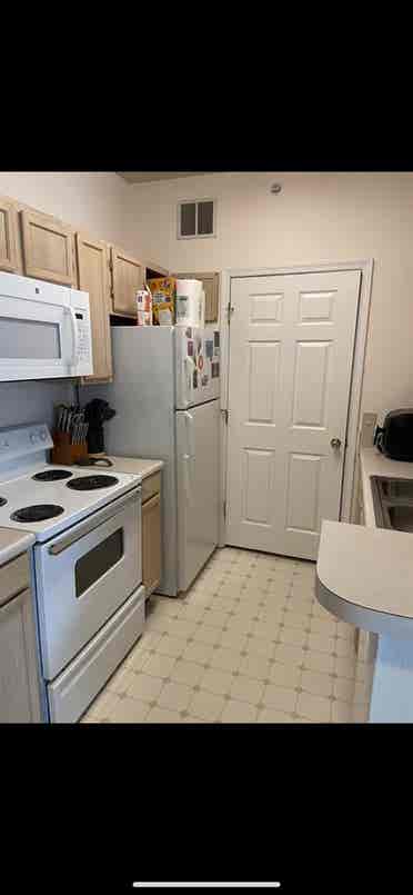Bedroom & Bathroom