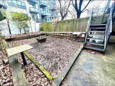 ALL UTILITIES: Laundry/Backyard