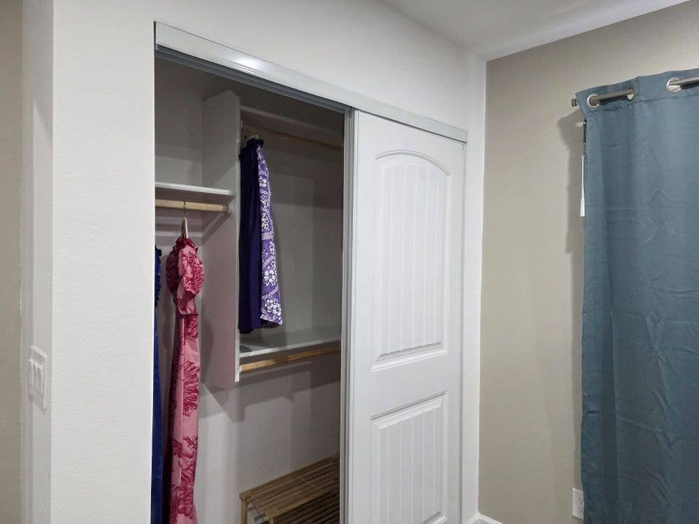 Looking for roommates