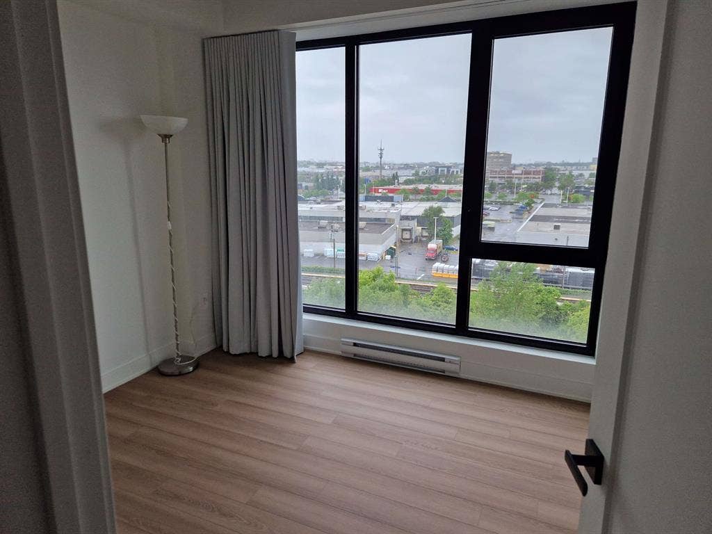 Bright room in a new building