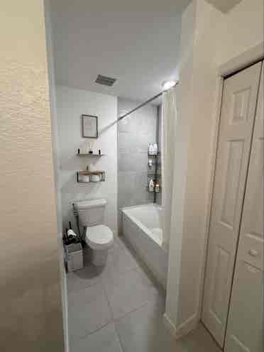 Looking for Female Roommate