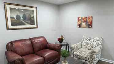 Furnish Prv.Bedrm kitchn,yard home