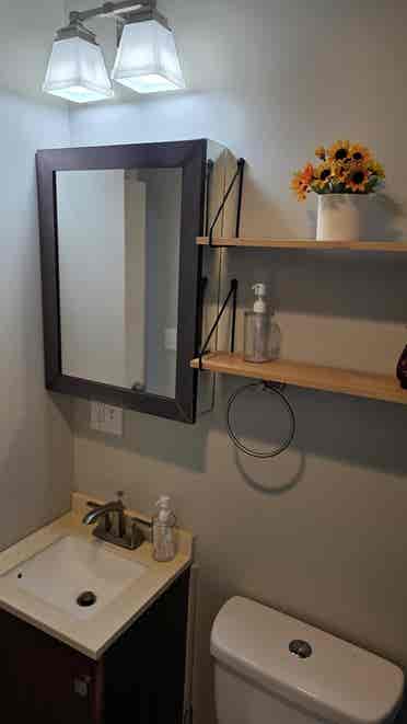 Furnish Prv.Bedrm kitchn,yard home