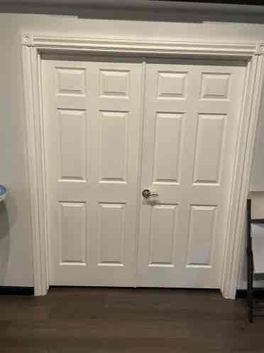 Looking for roommate