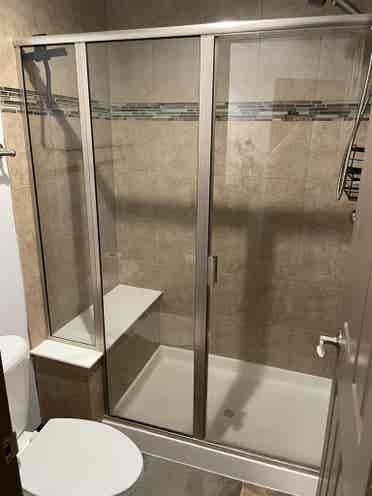 Looking for roommate