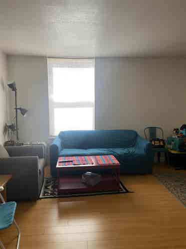 Single Room Available for move in!