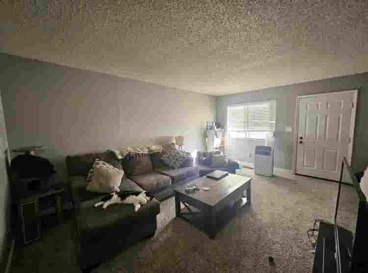 Studio/Room - Utilities Included