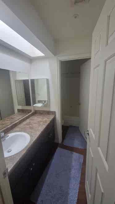 Unfurnished Room in 3BR/2BA