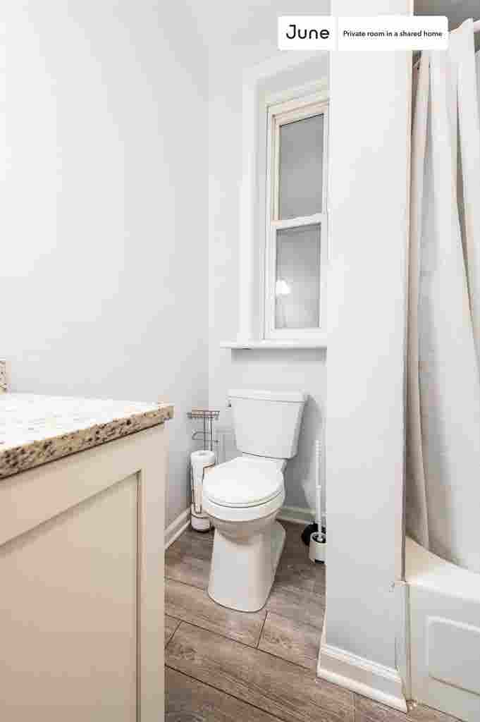 3 BR in Chicago