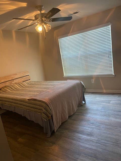 Roommate Needed Sep 7th!